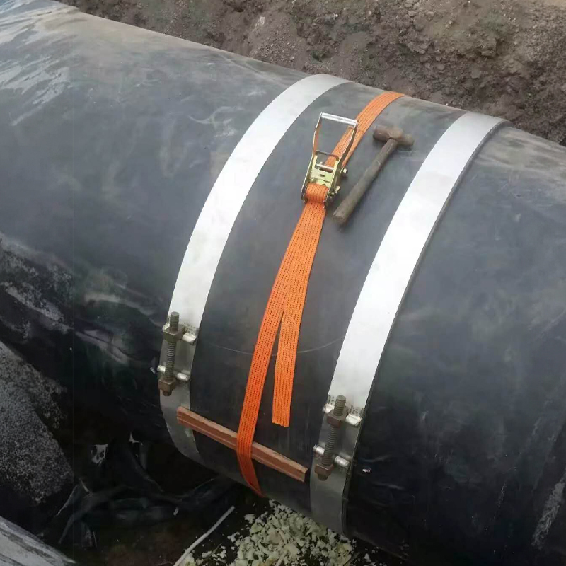 Изолированная полиэтиленовая муфта для электросварной сварки